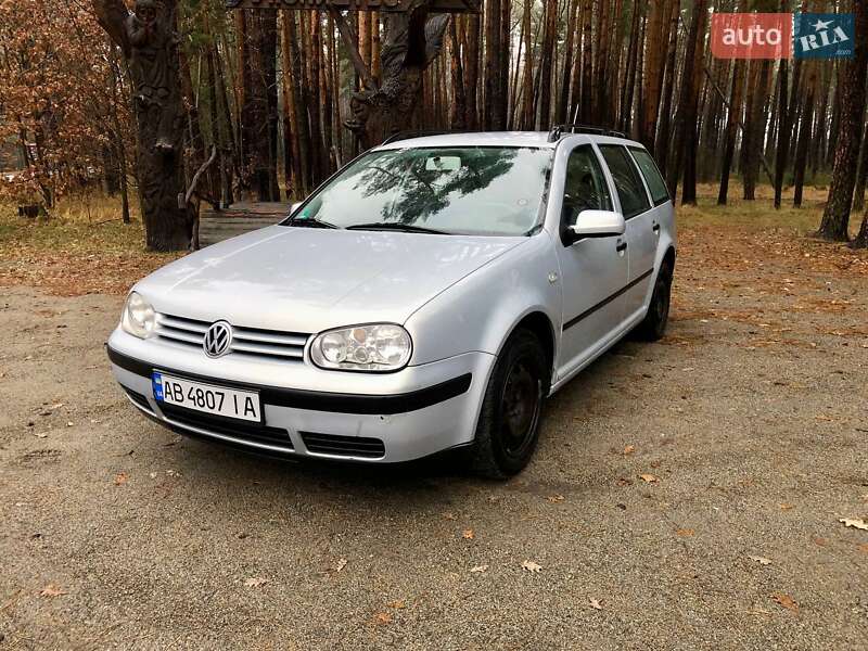 Volkswagen Golf 2000
