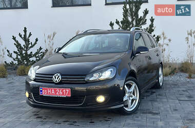 Универсал Volkswagen Golf 2010 в Луцке