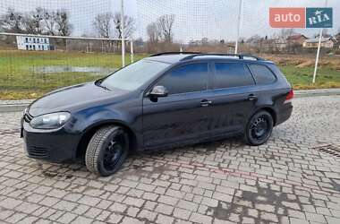 Универсал Volkswagen Golf 2010 в 