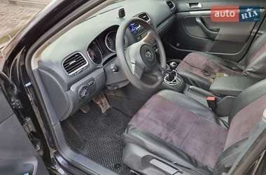 Универсал Volkswagen Golf 2010 в 