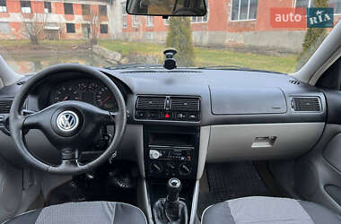 Универсал Volkswagen Golf 2001 в Дрогобыче