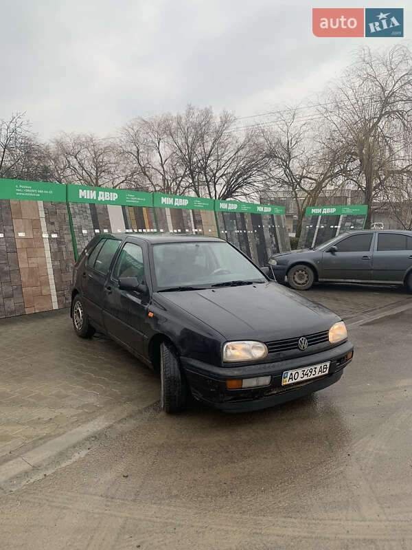 Хэтчбек Volkswagen Golf 1993 в Ужгороде