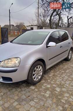 Хетчбек Volkswagen Golf 2005 в Первомайську