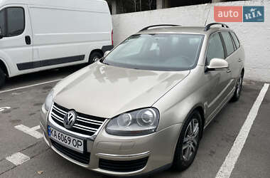 Універсал Volkswagen Golf 2007 в Києві