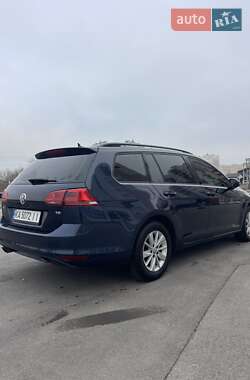 Універсал Volkswagen Golf 2015 в Києві