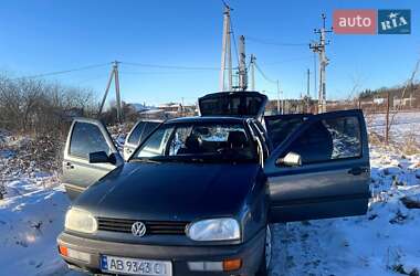 Хетчбек Volkswagen Golf 1995 в Вінниці