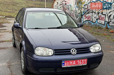 Хетчбек Volkswagen Golf 2001 в Полтаві