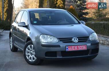 Хетчбек Volkswagen Golf 2005 в Кременці