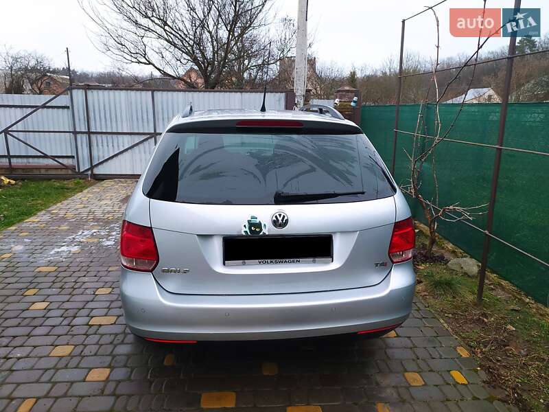 Універсал Volkswagen Golf 2009 в Луцьку