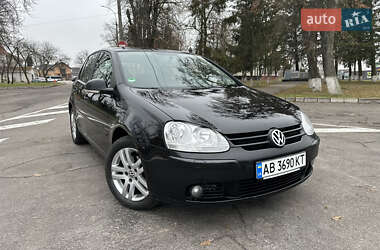 Хетчбек Volkswagen Golf 2006 в Вінниці