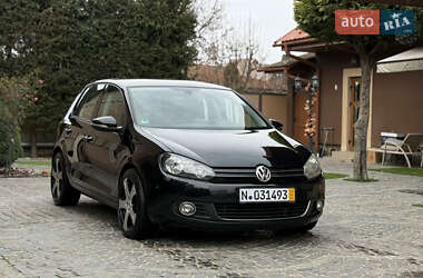 Хетчбек Volkswagen Golf 2011 в Мукачевому