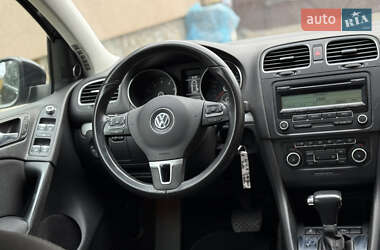 Хетчбек Volkswagen Golf 2011 в Мукачевому