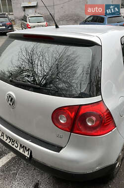 Хетчбек Volkswagen Golf 2008 в Києві