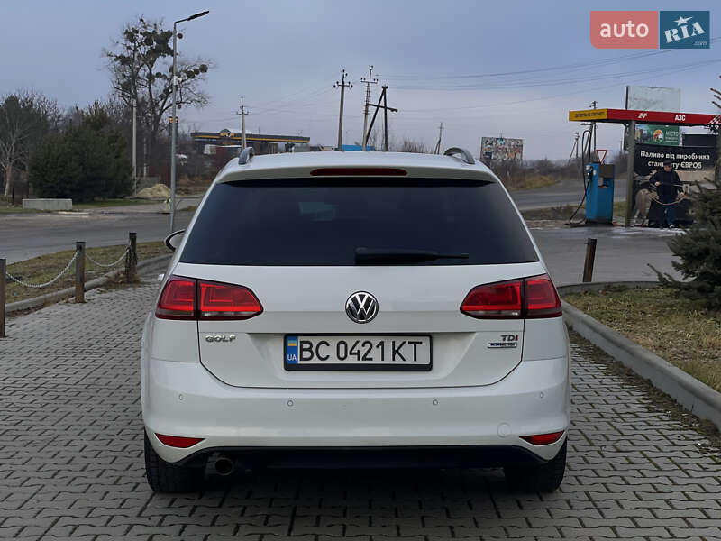 Универсал Volkswagen Golf 2016 в Львове