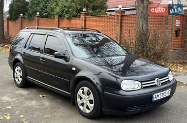 Універсал Volkswagen Golf 2004 в Києві