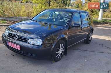 Хетчбек Volkswagen Golf 2001 в Кропивницькому