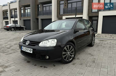 Хэтчбек Volkswagen Golf 2006 в Ковеле