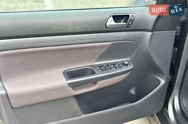 Универсал Volkswagen Golf 2008 в 