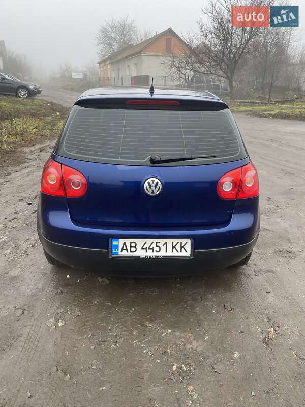 Хетчбек Volkswagen Golf 2005 в Жмеринці