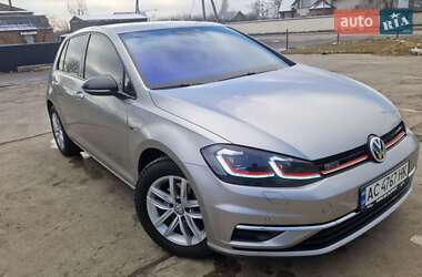 Хетчбек Volkswagen Golf 2017 в Любомлі