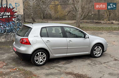 Хэтчбек Volkswagen Golf 2006 в Полтаве