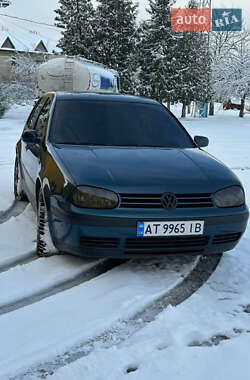 Хетчбек Volkswagen Golf 2003 в Івано-Франківську