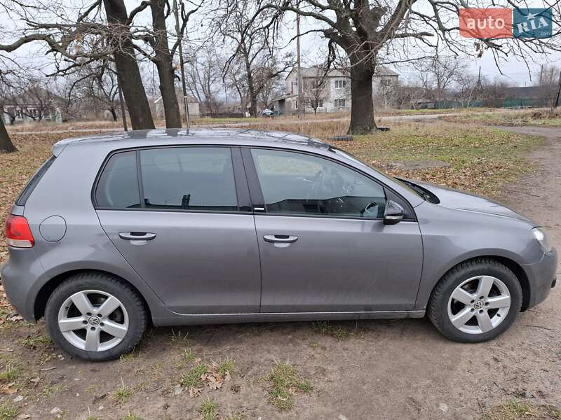 Хетчбек Volkswagen Golf 2012 в Вознесенську