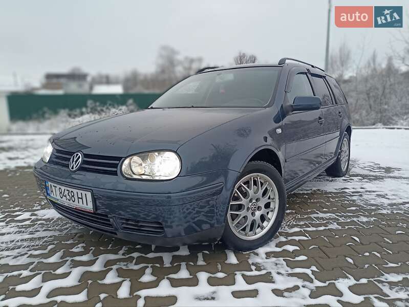 Volkswagen Golf 2004