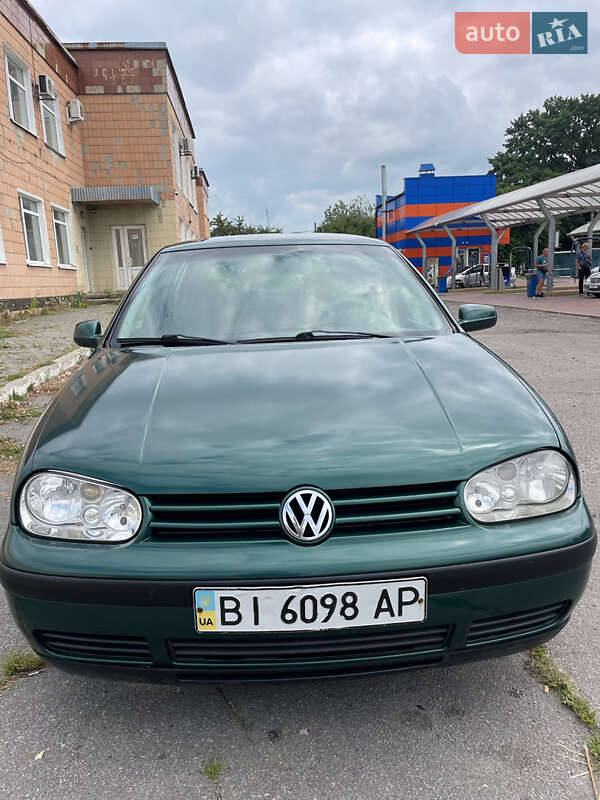 Хетчбек Volkswagen Golf 1999 в Полтаві