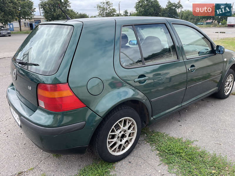 Хетчбек Volkswagen Golf 1999 в Полтаві