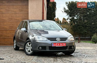 Хетчбек Volkswagen Golf 2009 в Мукачевому