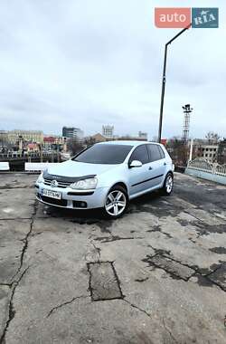 Хетчбек Volkswagen Golf 2004 в Харкові