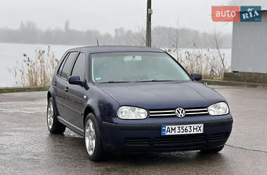 Хетчбек Volkswagen Golf 2003 в Бердичеві