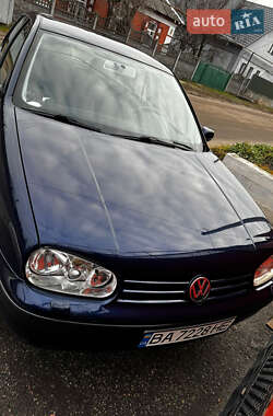 Хетчбек Volkswagen Golf 2001 в Олександрії