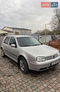 Хетчбек Volkswagen Golf 1998 в Хотині