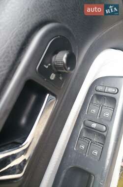 Хэтчбек Volkswagen Golf 2001 в 