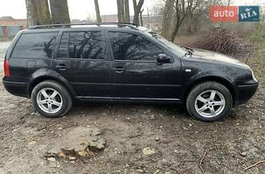 Універсал Volkswagen Golf 2004 в Городку