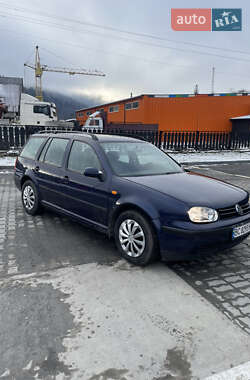 Універсал Volkswagen Golf 2001 в Львові