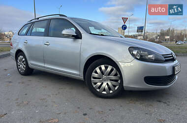 Універсал Volkswagen Golf 2010 в Вінниці