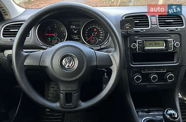 Універсал Volkswagen Golf 2010 в Вінниці