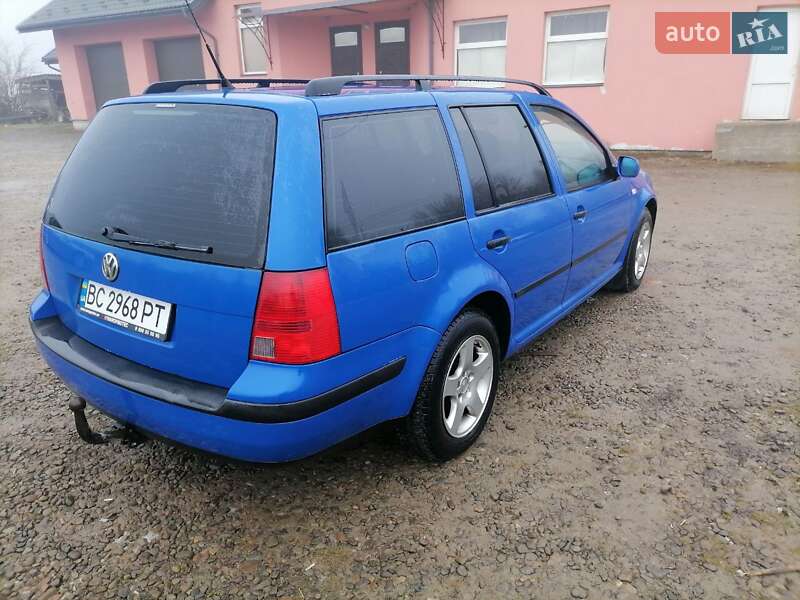 Универсал Volkswagen Golf 2001 в Львове