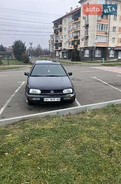 Хетчбек Volkswagen Golf 1996 в Мукачевому