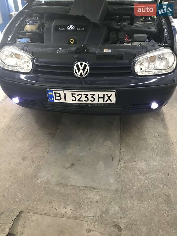 Volkswagen Golf 2002