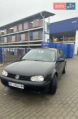 Хетчбек Volkswagen Golf 2000 в Ковелі