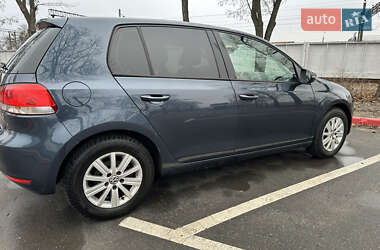 Хэтчбек Volkswagen Golf 2012 в Ирпене