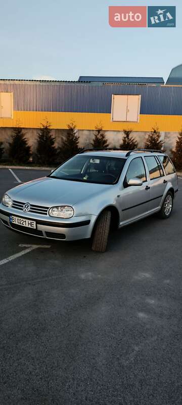 Універсал Volkswagen Golf 2000 в Хмільнику