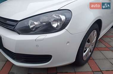 Універсал Volkswagen Golf 2011 в Вінниці