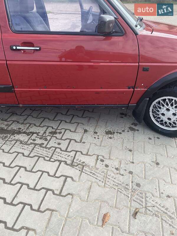 Хэтчбек Volkswagen Golf 1991 в Косове