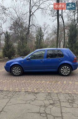 Хетчбек Volkswagen Golf 1998 в Запоріжжі