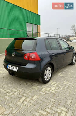 Хетчбек Volkswagen Golf 2007 в Мукачевому